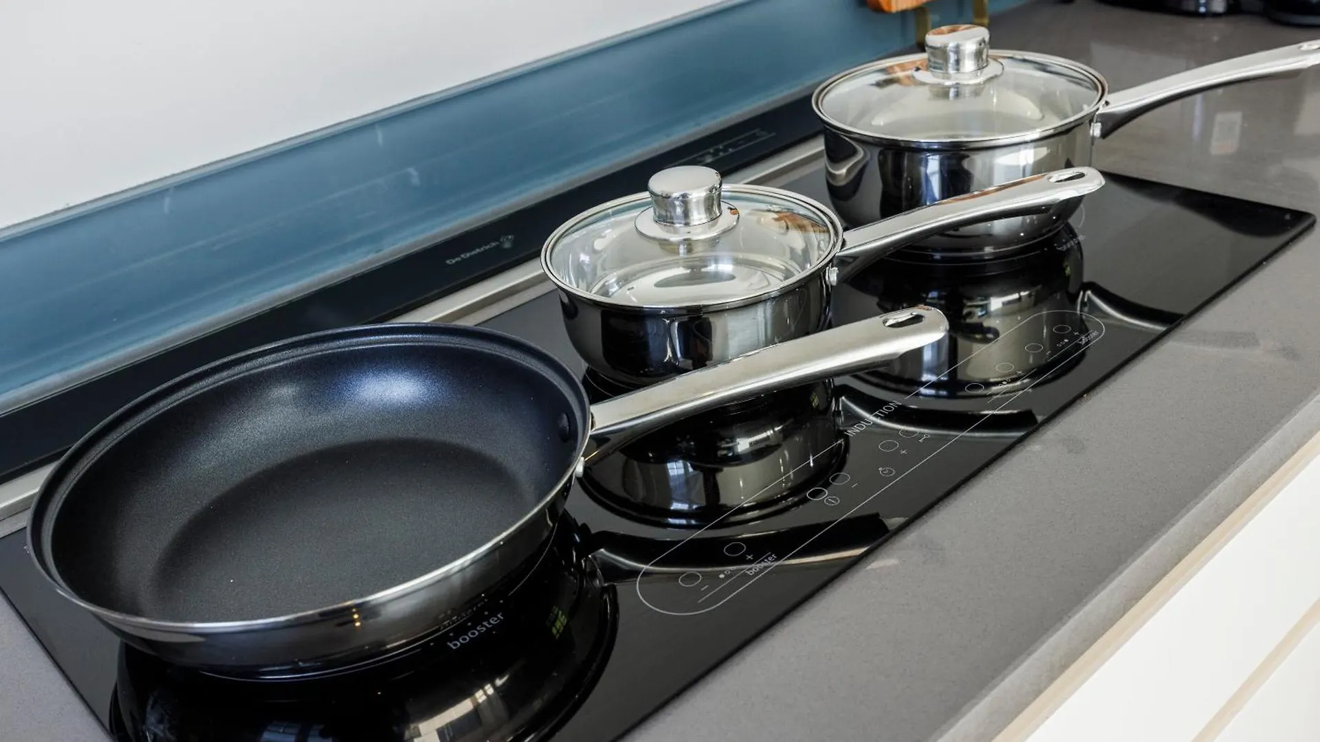 4 Bed Townhouse In Uxbridge Ideal For Families Or Contractors Hillingdon 0*,  Regno Unito